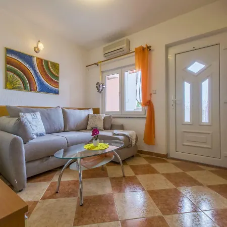 Holiday home House Haus Rosa *